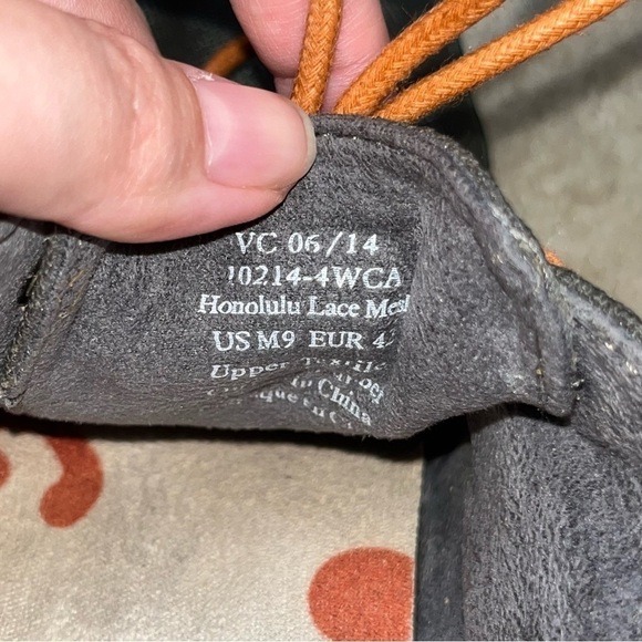 OluKai Honolulu Lace Mesh Green Rosin Smokey Orange Sz 9 MENS Sneakers - Picture 9 of 9